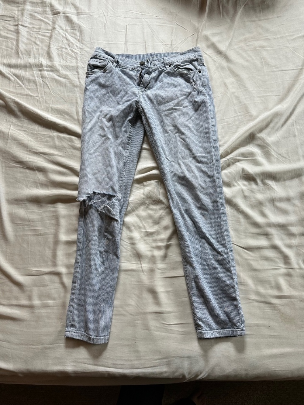 LOFT Modern Skinny Railroad Stripe Distressed Jeans 4/27